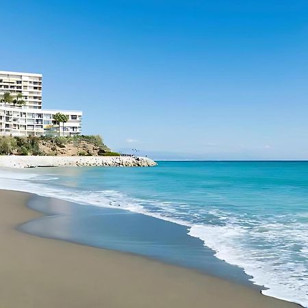 Beautiful Sea Views Apartment Pool & Beach Torremolinos Kültér fotó